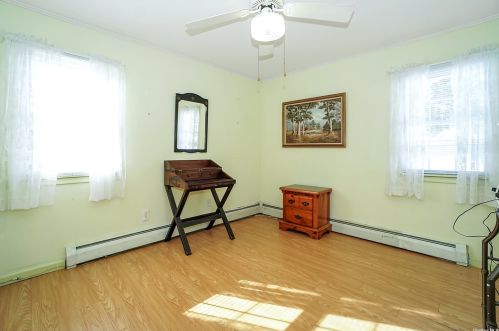 4212 Florence Rd, Bethpage NY  11714-6208 exterior