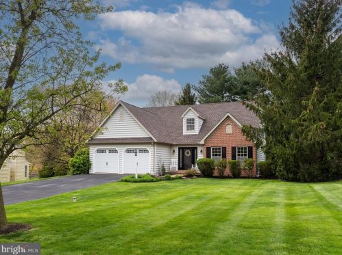 204 Glenfield Ln, Kennett Sq, PA 19348-2263