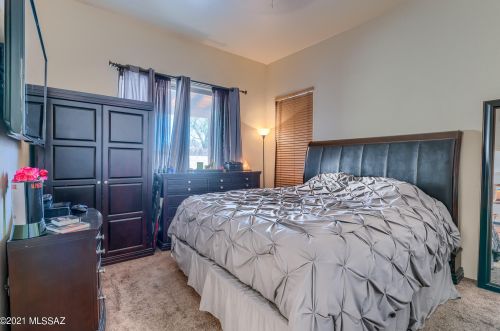 3281 Lakeside Vw Dr, Tucson AZ 85730-2736 exterior