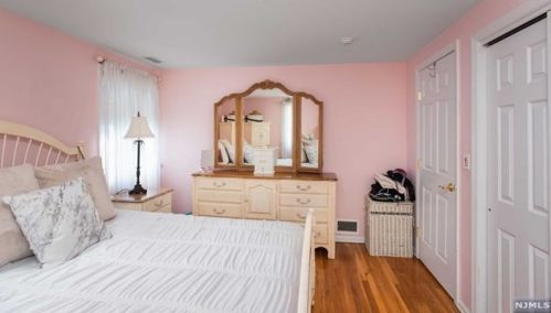 98 Birch St, Closter NJ  07624-1745 exterior