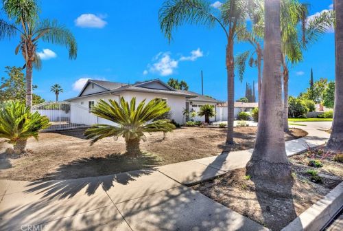 4010 Charter Oak Dr, Orange, CA 92869-2612