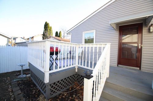 708 Dodge St, Watertown WI  53094-4749 exterior