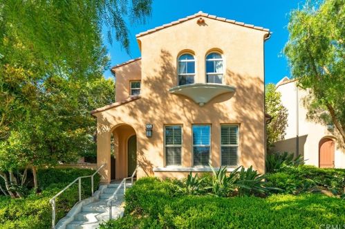 95 Cienega, Irvine, CA 92618-8802