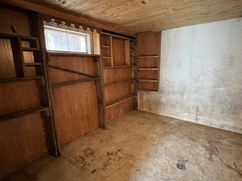 14 Vivian Dr, Florence KY  41042-9742 exterior