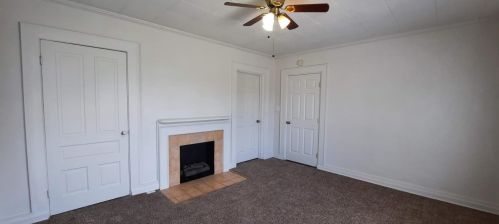 384 Wood St, Wilmington OH  45177-1239 exterior