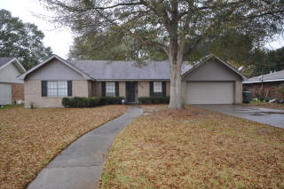 426 Crestwood St, Lake Charles LA  70605-6820 exterior