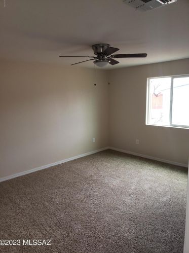 10226 Starlight Ave, Tucson, AZ 85756-9243