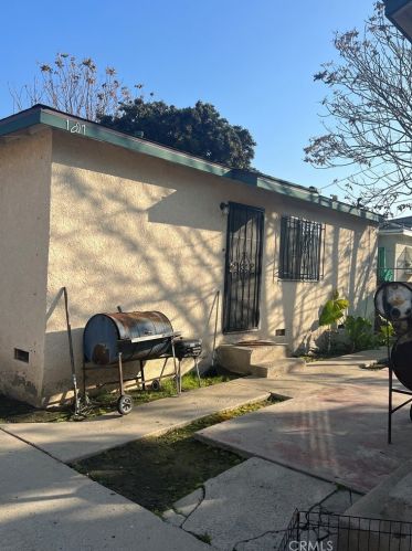 1007 Peck St, Compton, CA 90221-1524