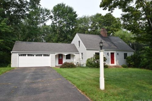 89 Marilyn Dr, Glastonbury, CT 06033-4128