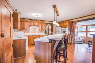 342 Waukesha Rd, Eagle, WI 53119-2034