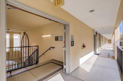 2403 Watermarke Pl, Irvine CA  92612-7690 exterior