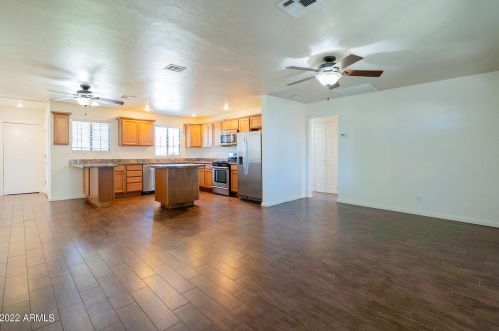 4220 16 Dr, Phoenix AZ  85015-1426 exterior