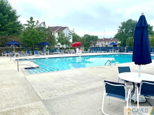 36 Scherer Ct, Lawrence Township NJ  08648-2600 exterior