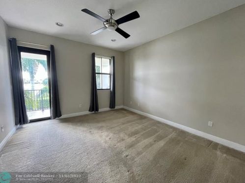 8359 38th St, Hollywood FL  33024-3130 exterior