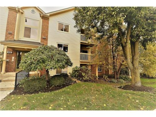 1057 Timber Creek Dr, Carmel, IN 46032-7136