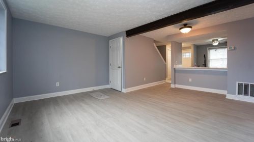 8320 Bark Tree Ct, Springfield VA  22153-3828 exterior