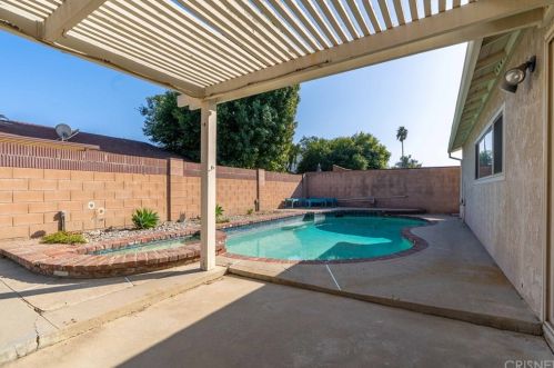 1954 Claudia Ave, Simi Valley CA 93065-3642 exterior