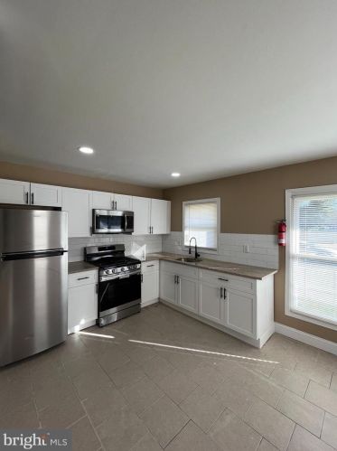 5 Miniature Ln, Willingboro NJ  08046-3109 exterior