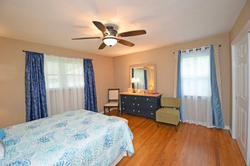 2415 Beechmont Ave, Cincinnati OH 45230-2030 exterior