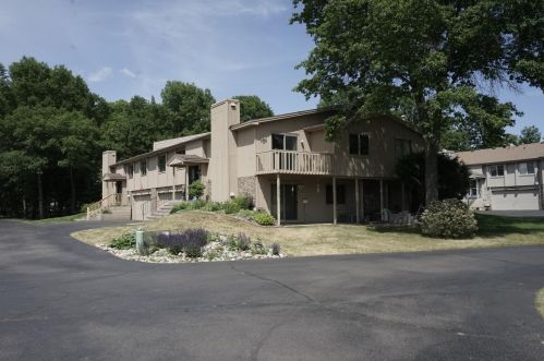 2214 Spruce Dr, Brainerd, MN 56401-4538