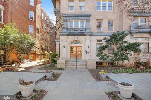 1840 Biltmore St, Washington, DC 20009-1938