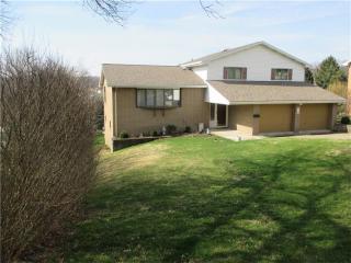 127 Mcgregor Dr, Canonsburg, PA 15317-2236