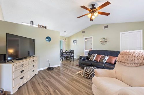 318 Lake Daisy Loop, Winter Haven FL  33884-2636 exterior