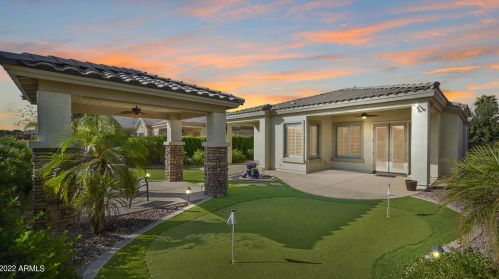 4188 Killarney St, Gilbert, AZ 85298-4100