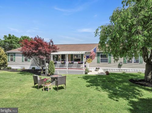13 Allen St, Moselem PA  19526-8660 exterior