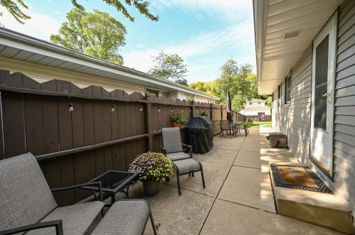 2101 116, Milwaukee WI 53226-2106 exterior