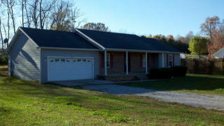 2403 Lake Pointe Dr, Cookeville TN  38506-4405 exterior