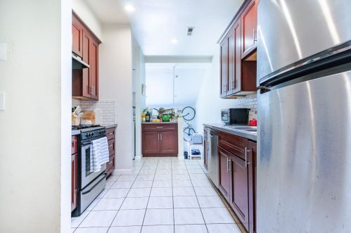 3227 Galindo St, Oakland CA  94601-2507 exterior