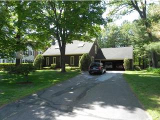 354 Mallard Dr, Colchester VT  05446-7010 exterior