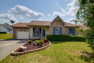 2904 Sarah Beth Ct, Clarksville, TN 37043-6257