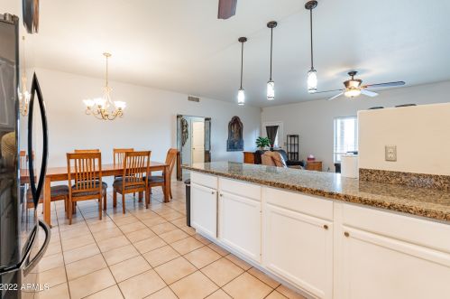 37881 10th St, Phoenix, AZ 85086-9306