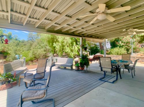 2435 Deland Dr, Alpine CA  91901-3192 exterior