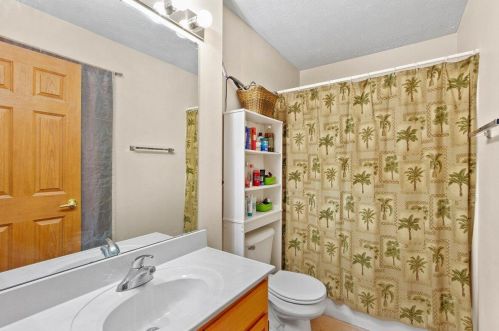 401 Highview Dr, Bellefontaine OH  43311-9145 exterior