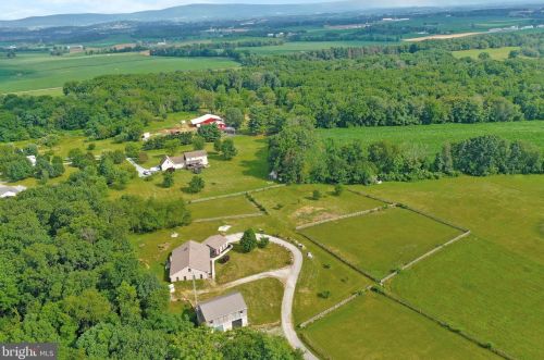 9478 Fort Stouffer Rd, Upton PA  17225-9780 exterior