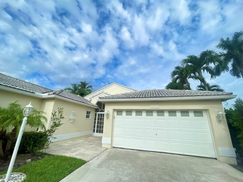 4431 Camrose Ln, West Palm Beach, FL 33417-8223
