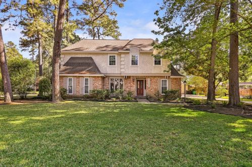 2003 Grove Lake Dr, Humble, TX 77339-3315