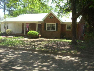 1204 11th Ave, Columbus MS  39701-7014 exterior