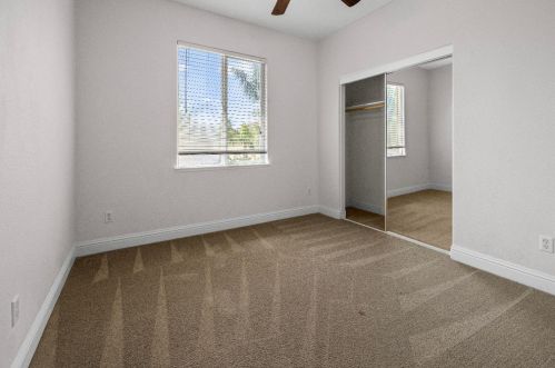 576 Bramblewood Ave, Lathrop CA 95330-9370 exterior