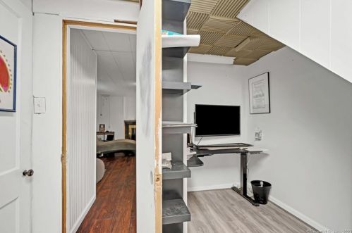 2129 Boulevard, Hartford CT  06107-2612 exterior