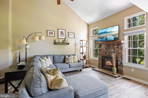 144 Sandhurst Dr, Mount Laurel NJ  08054-6213 exterior