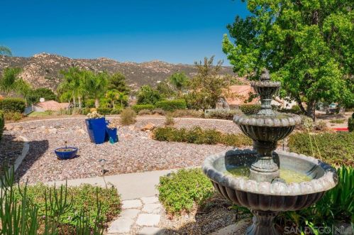 477 Summerhill Vw, Alpine CA  91901-2783 exterior