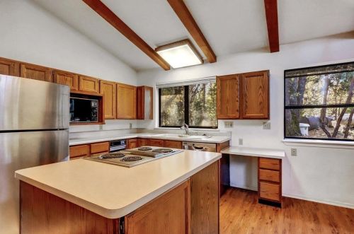 13943 Greenhorn Rd, Grass Valley CA  95945-8484 exterior