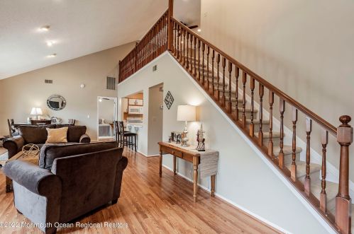 2 Nashville Ct, Tinton Falls NJ 07712-3181 exterior