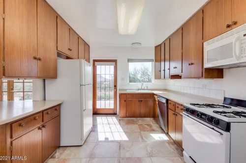 45316 20th St, Phoenix AZ 85087-6562 exterior