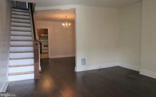 2415 Madison St, Wilmington, DE 19802-3437