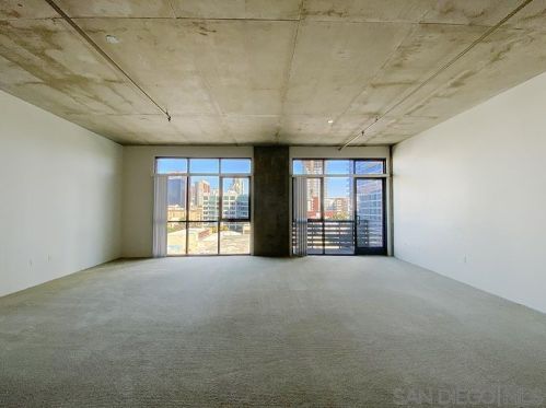 527 10th Ave, San Diego, CA 92101-7266